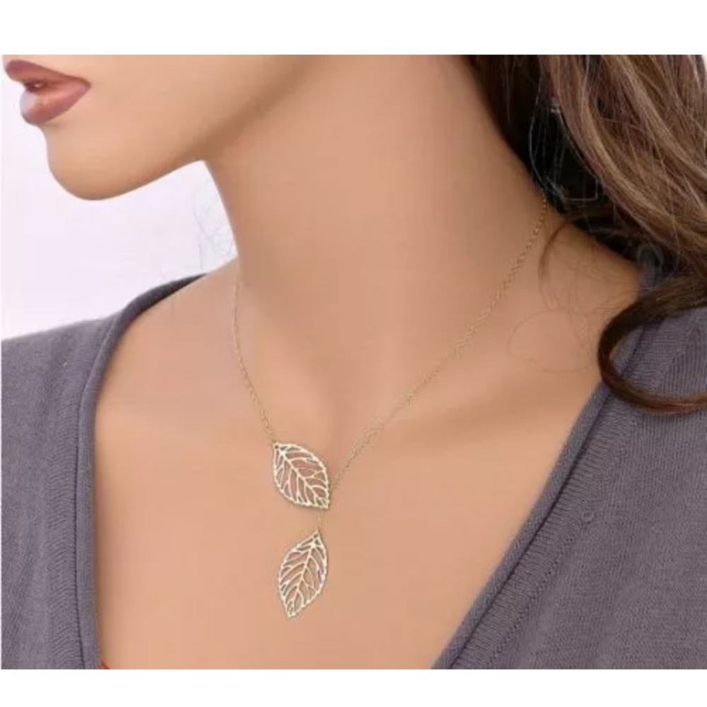 Gold Leaf Pendant Charm Plated PartyChain Necklace - Picture 1 of 2